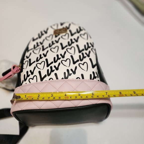 Betsey Johnson Black and Pink Heart Backpack, EUC - Picture 7 of 16